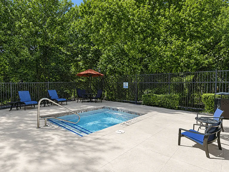 Legends on the Green Apartments — Photo 24