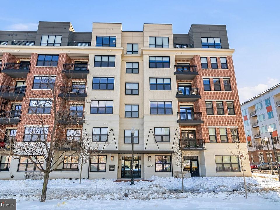 1st image of 701 Swann Ave Unit 507