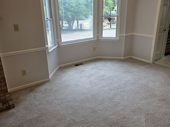 4th image of 4100 Kaplan Dr