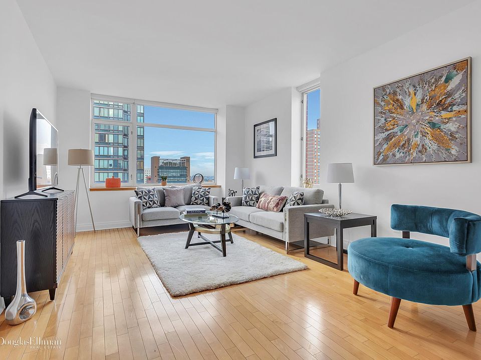 1st image of 1760 2nd Ave APT 19A