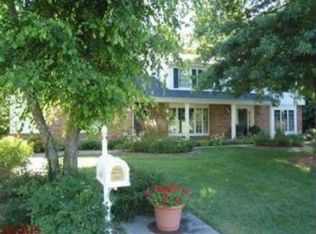 1501 Timberbridge Ct, Chesterfield, MO 63017