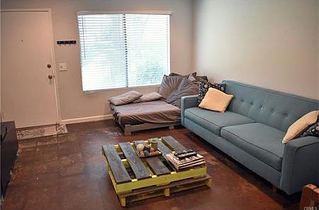 5th image of 203 N Kodiak St APT B