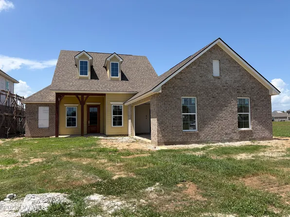 103 Sweet Cane Dr, Youngsville, LA 70592