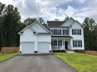 1220 Fairwood Dr, Huntingtown, MD 20639