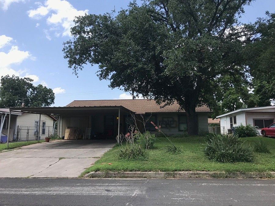 1st image of 243 Harcourt Ave