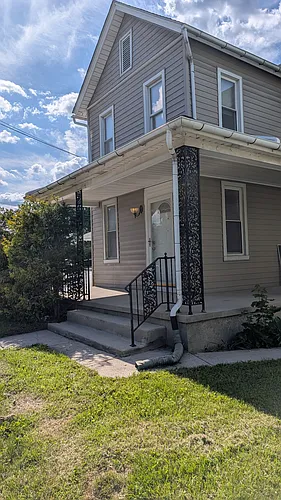 830 York St Photo 1