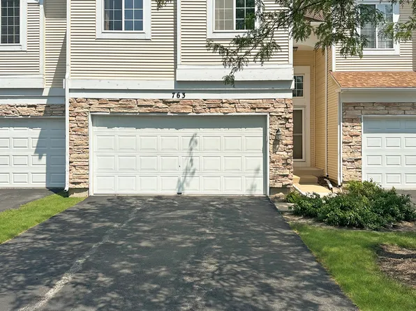 763 Verde Vista Ct, Elgin, IL 60123