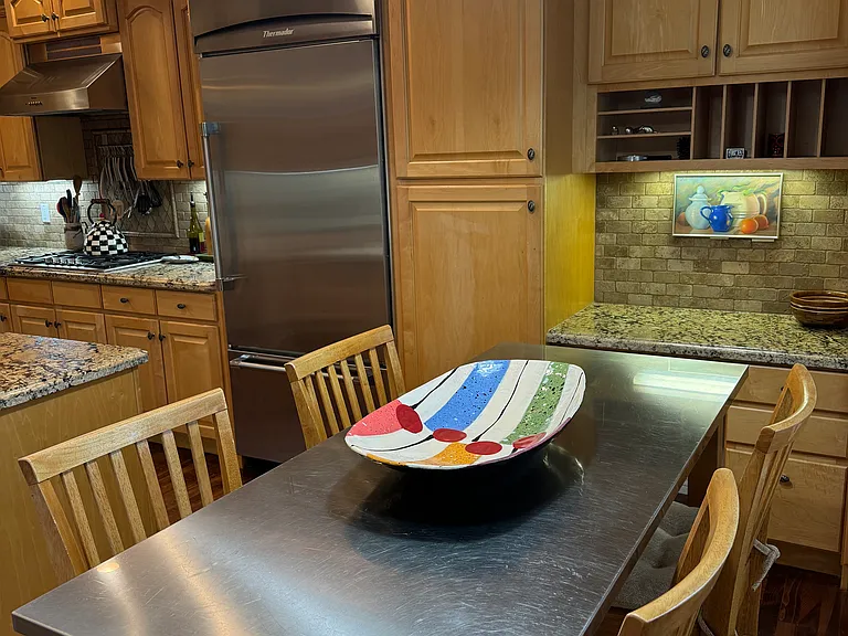 Table and chairs included