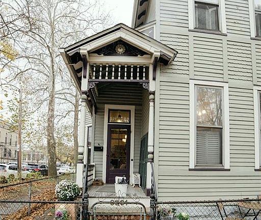 2nd image of 3801 Whitman Ave #1