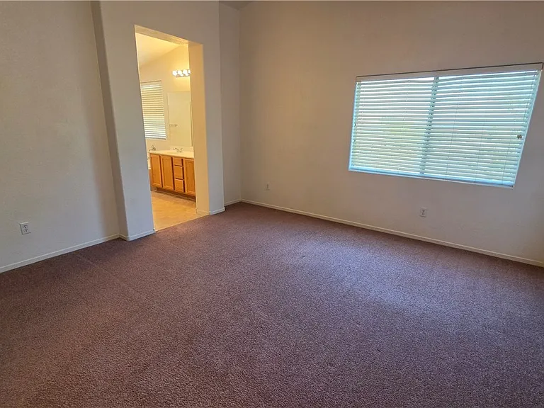 10668 Congaree St — Photo 9