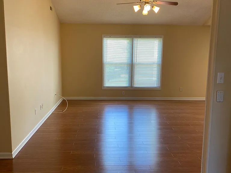 8801 Mill Run Dr — Photo 5