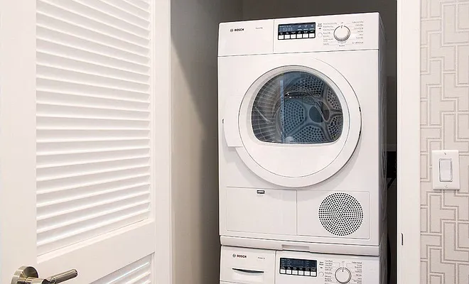 Rented by Vertical Real Estate LLC | media 17