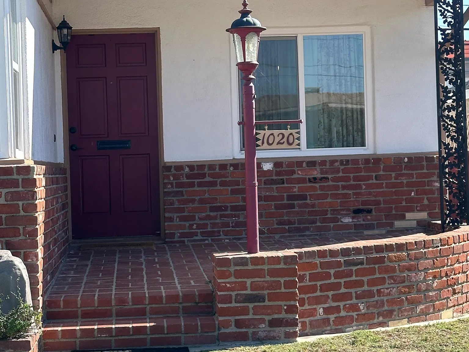 3 bed, 1324 sqft, $4,795 — Photo 2