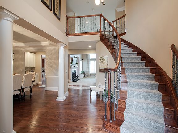 5th image of 1110 Jonathan Dr