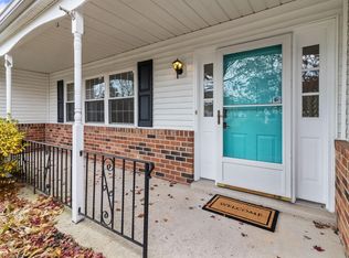 1120 Silver Lake Ln, Blue Bell, PA 19422