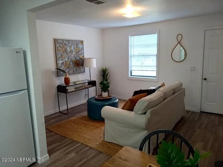 5364 Marybudd Ave — Photo 5