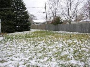 1101 18th St, Zion, IL