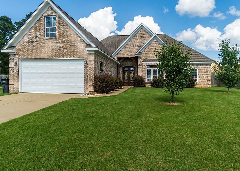 1st image of 1027 Scarlett Dr