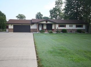 4320 Lake Dr, Granite City, IL