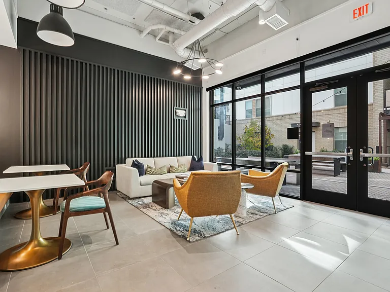 Link Apartments NoDa 36th — Photo 49