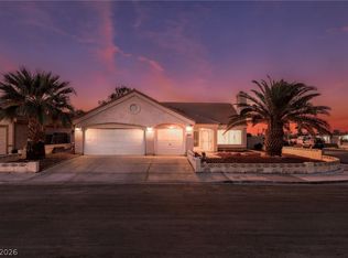 901 Shifting Sands Dr, Las Vegas, NV 89108
