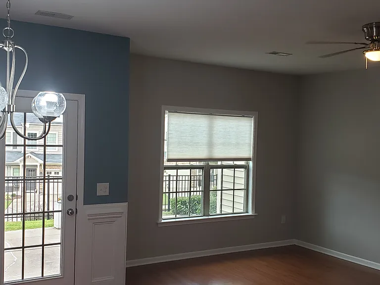 202 Beaconwood Ln — Photo 6