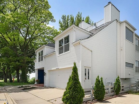 2nd image of 1200 Lake Blvd