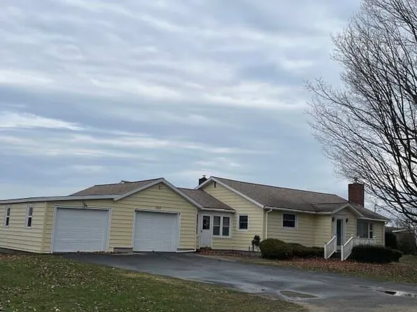 760 Depot St, Burke, NY 12917