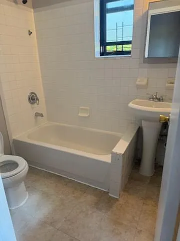 12 Elton St #6 — Photo 7
