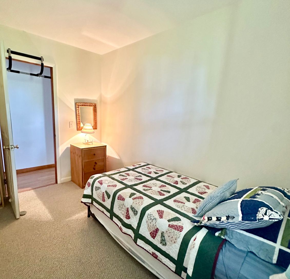  Extra Guest Quarters