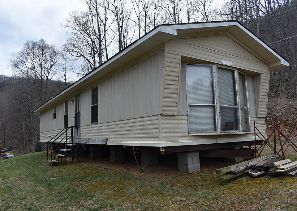 1st image of 109 Cobblestone Dr