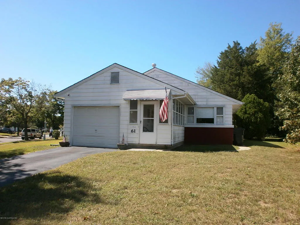 61 Sunflower Ln photo 1