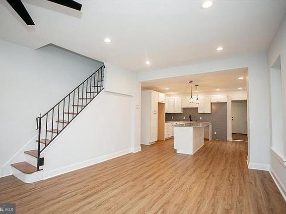 5th image of 158 Shurs Ln #1