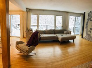 11215 Oak Ridge Ln W, Minnetonka, MN 55305