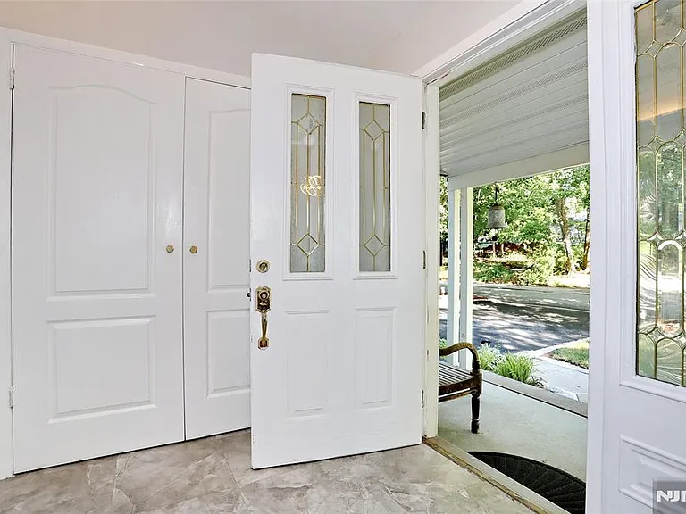 69 Pittis Ave — Photo 3