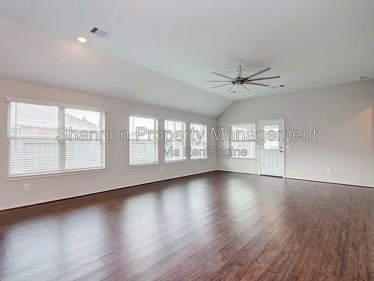 9547 Summer River Dr — Photo 5