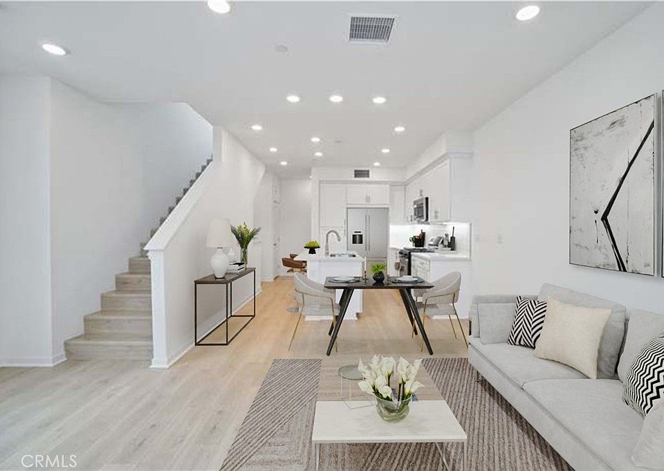 1st image of 16424 Whittier Blvd Unit 4