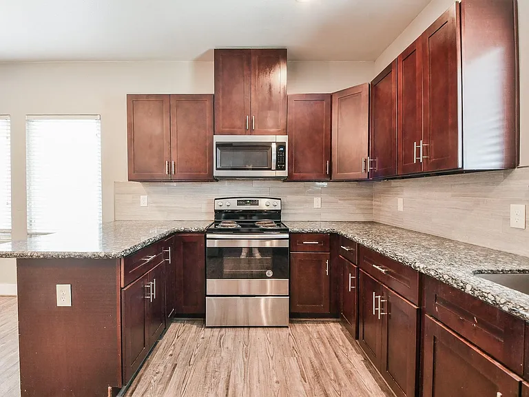 3249 Dixie Dr #B — Photo 5