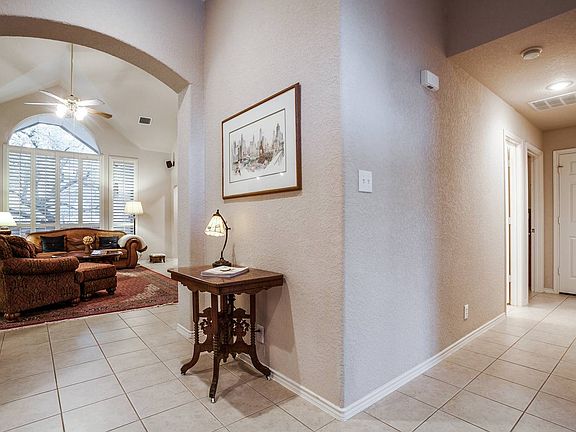 5th image of 2548 Woodbridge Way