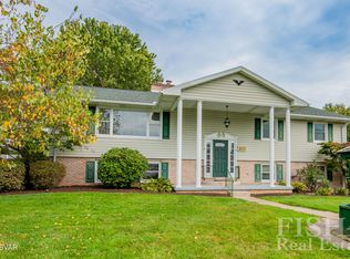 366 Hillside Dr, South Williamsport, PA 17702