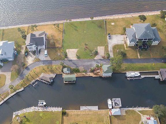 4th image of 2671 Del Mar Dr