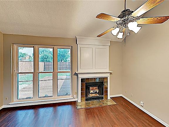 4th image of 315 Pemberton Pl