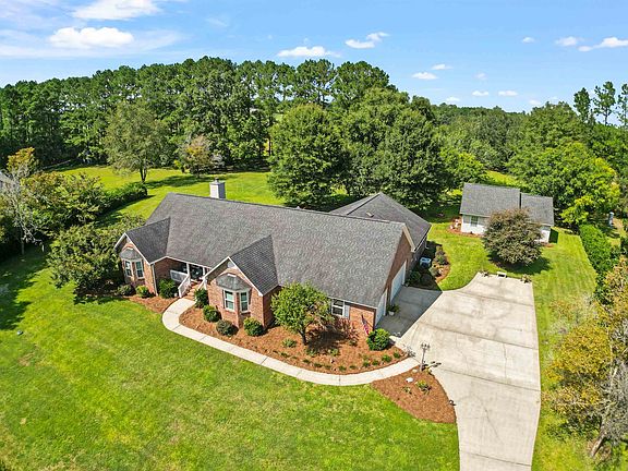 2nd image of 1671 Vineyard Way
