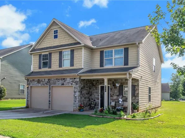 411 Bandelier Cir, Hampton, GA 30228
