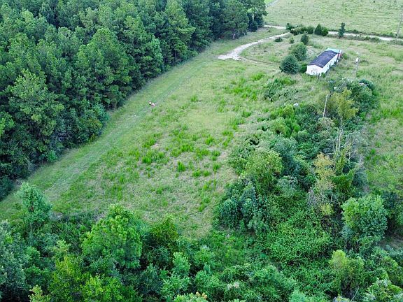 3rd image of 24390 Miller Rd