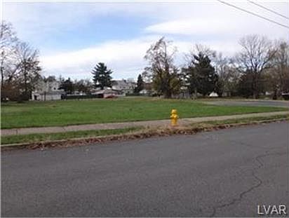 2nd image of 640-666 N Tacoma St