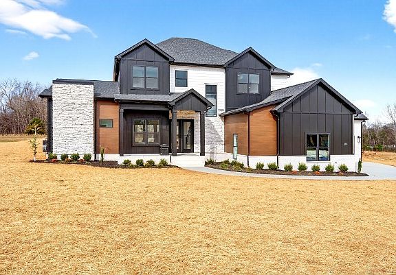 4th image of 35 Rustic Pnes Lot 35