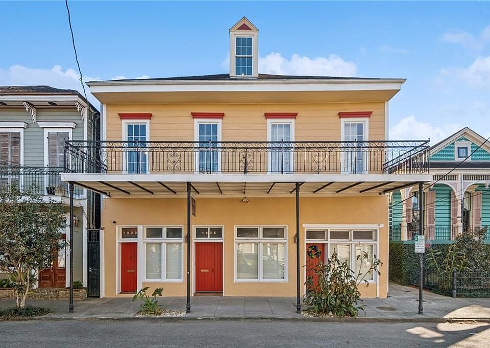 1st image of 1930 Burgundy St #1930