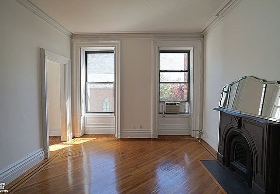 3rd image of 134 Joralemon St #3A