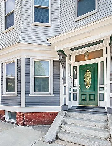 629 E 6th St #3 — Photo 22